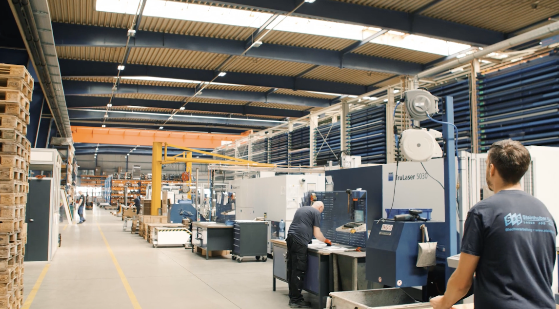 Produktionshalle von S&S Steinhuber